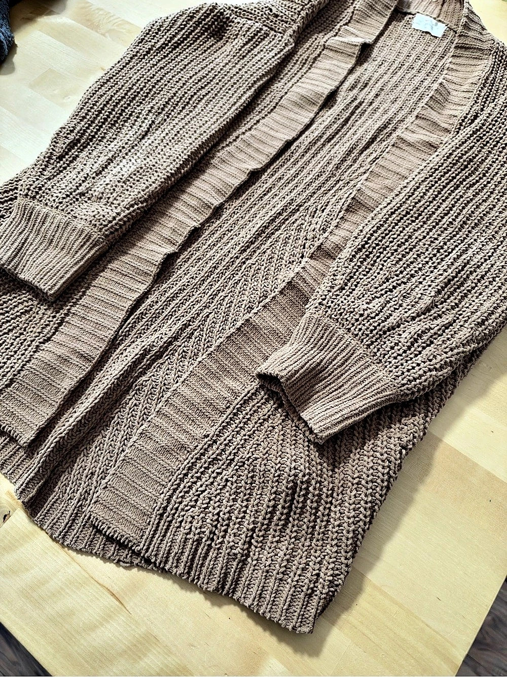 Poof Apparel Knit Open Front Cardigan in Brown Size Medium Like New - Picture 5 of 9